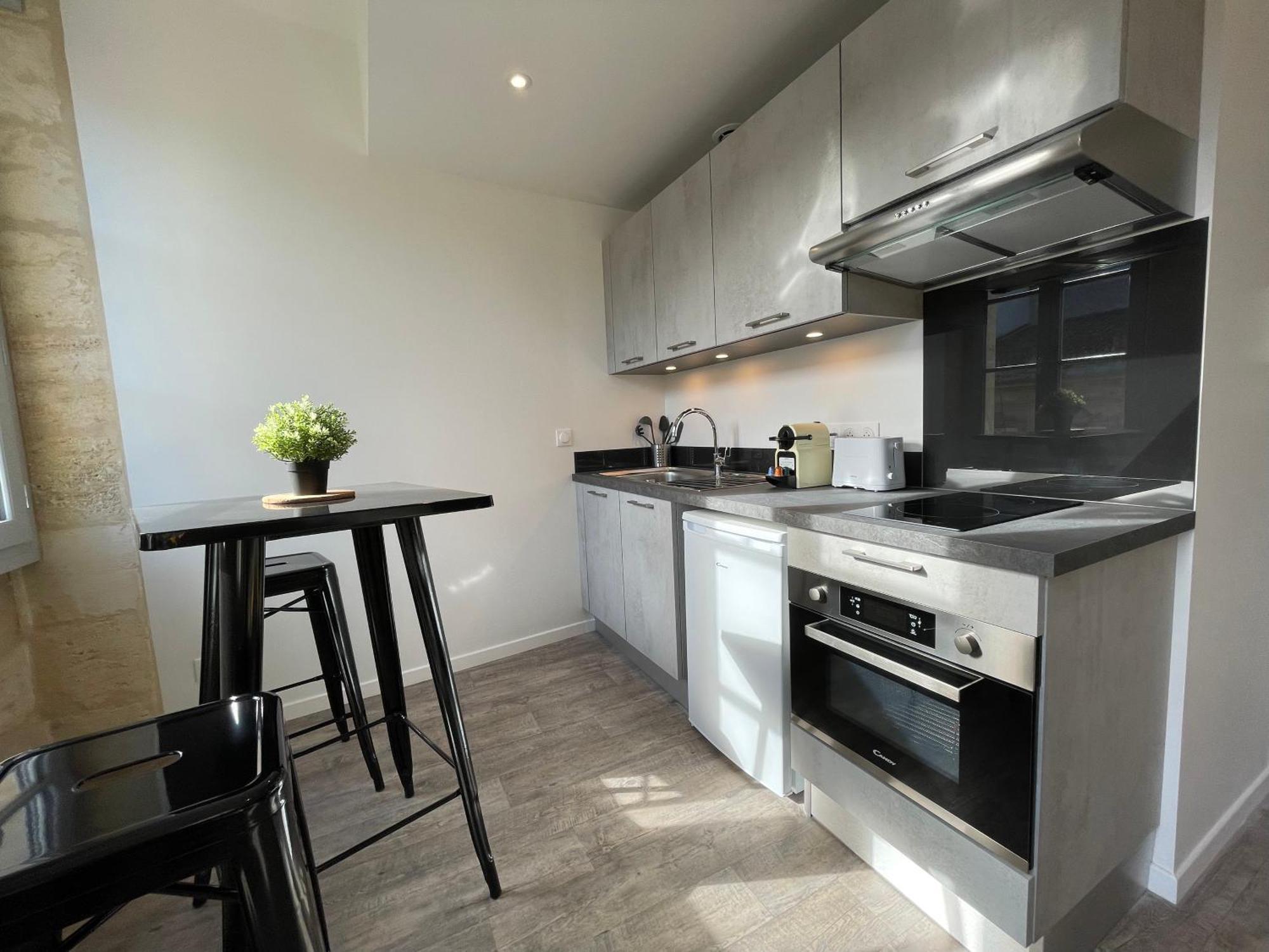 Studio Lumineux Avec Climatisation Pour 2 Personnes Bordeaux Zewnętrze zdjęcie