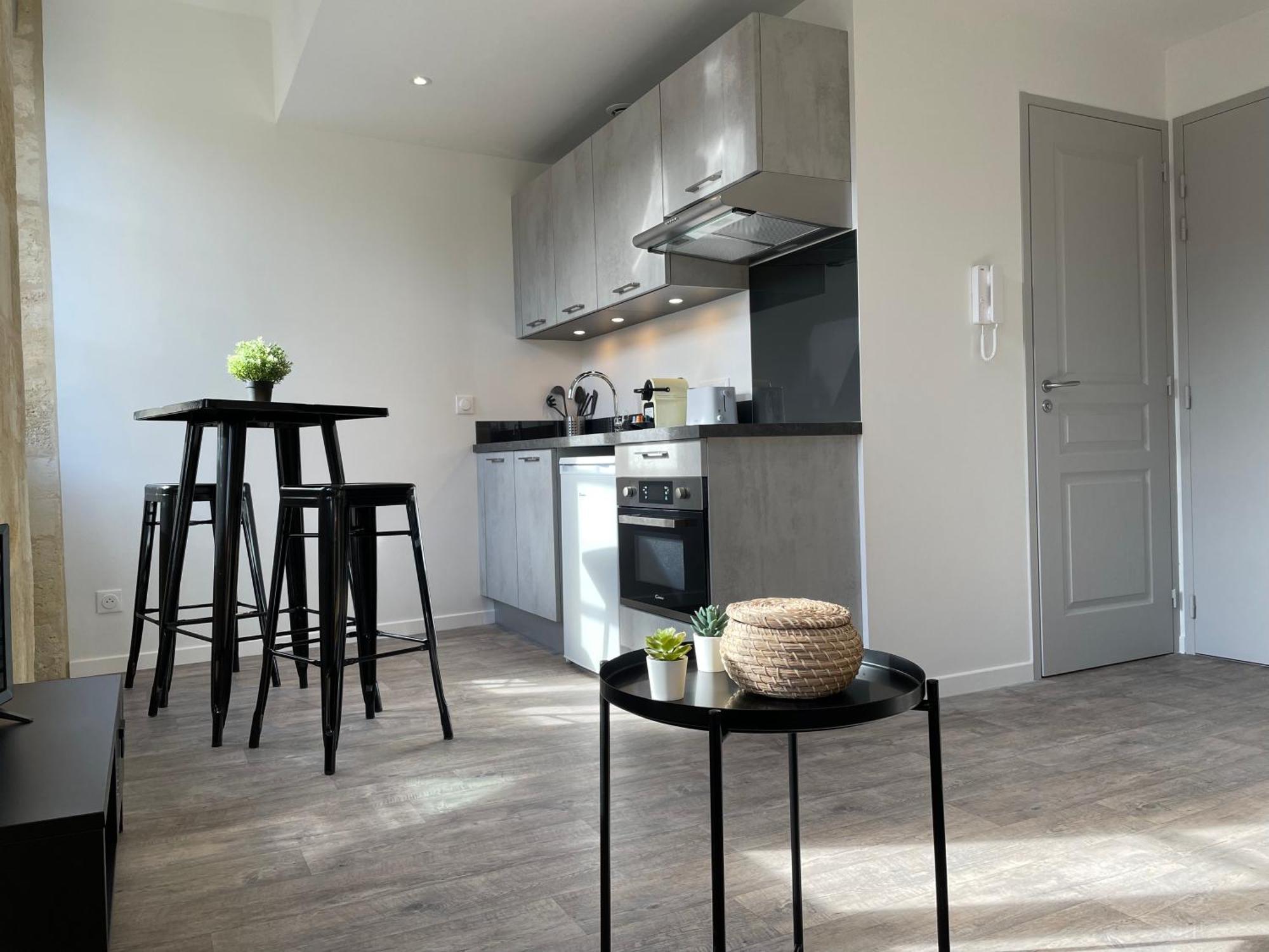 Studio Lumineux Avec Climatisation Pour 2 Personnes Bordeaux Zewnętrze zdjęcie